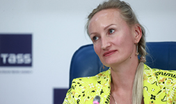 ИКФ лишила россиянку Елену Исхакову нейтрального статуса