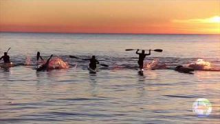 Jump to the water - canoe sprint